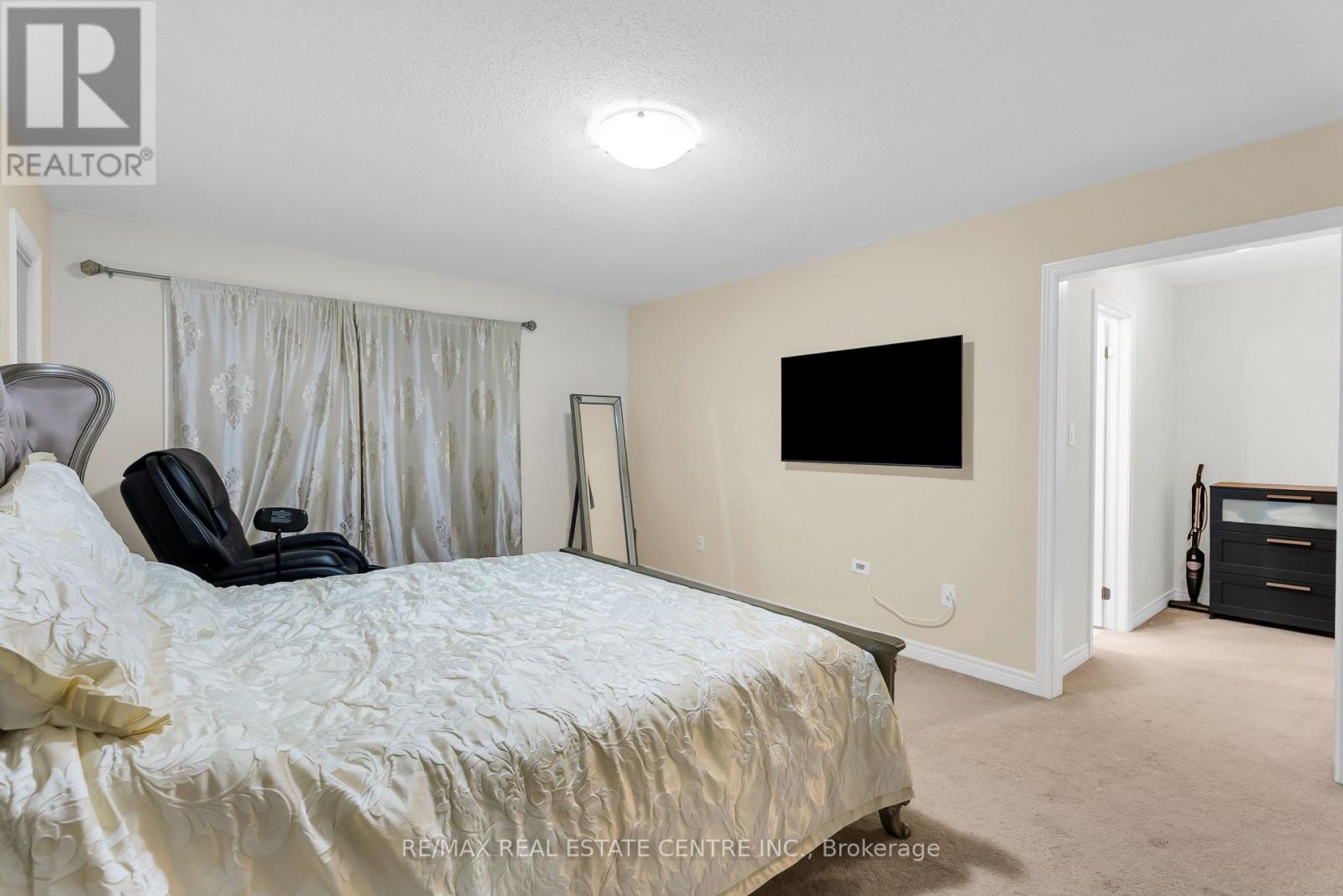 1 Perdita Road, Brampton, Ontario  L6Y 6B1 - Photo 32 - W12506728