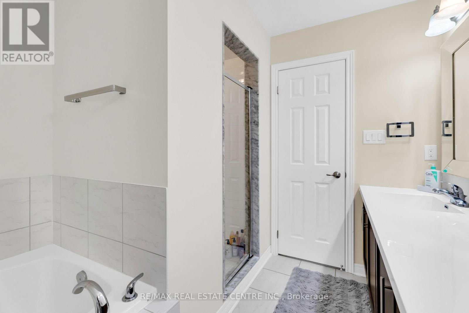 1 Perdita Road, Brampton, Ontario  L6Y 6B1 - Photo 35 - W12506728