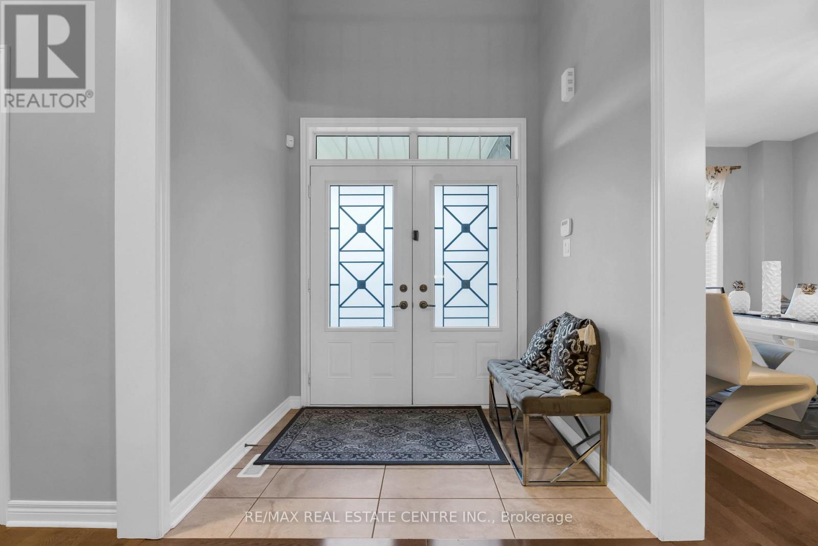 1 Perdita Road, Brampton, Ontario  L6Y 6B1 - Photo 6 - W12506728