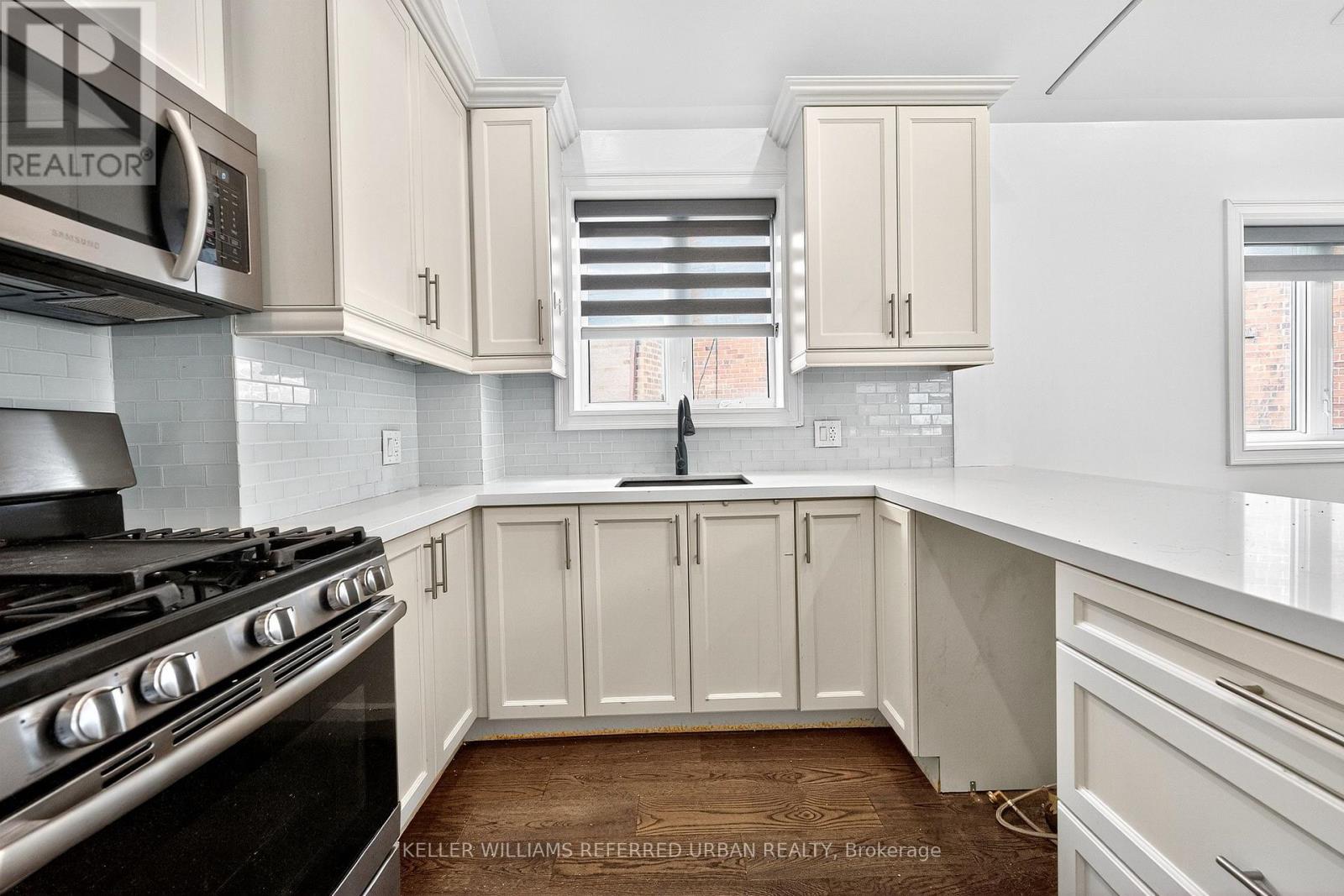 Main Floor - 116 Branstone Road, Toronto, Ontario M6E 4E5 - Photo 11 - W12506732