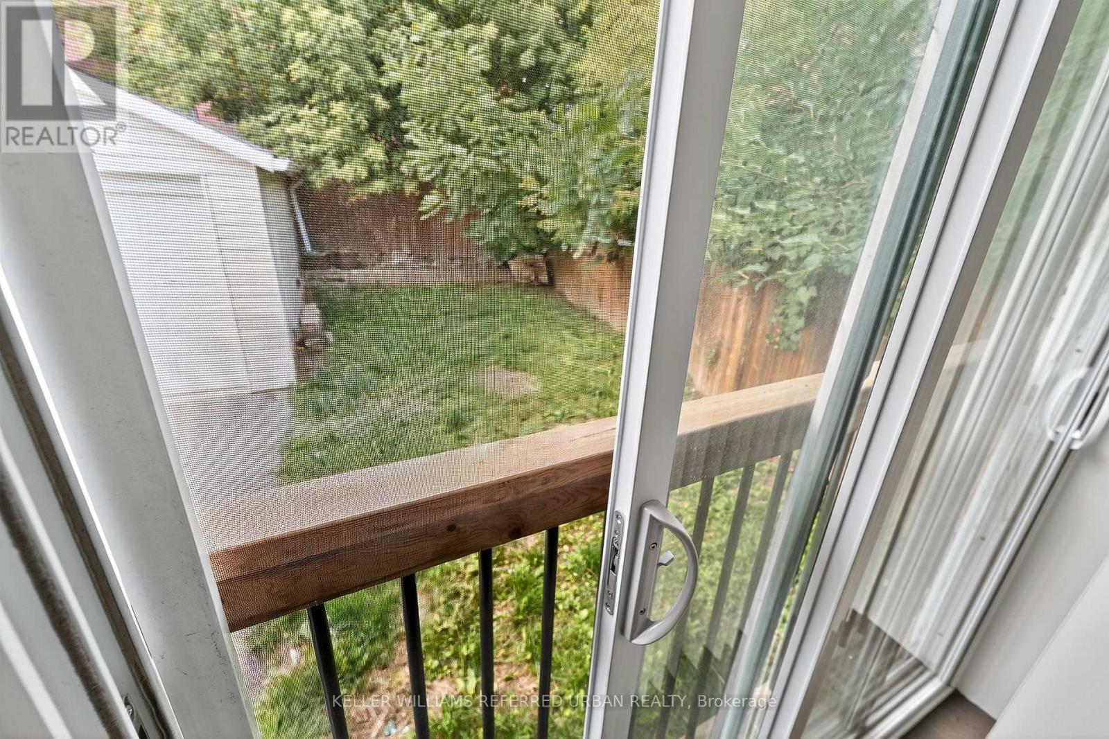 Main Floor - 116 Branstone Road, Toronto, Ontario M6E 4E5 - Photo 13 - W12506732