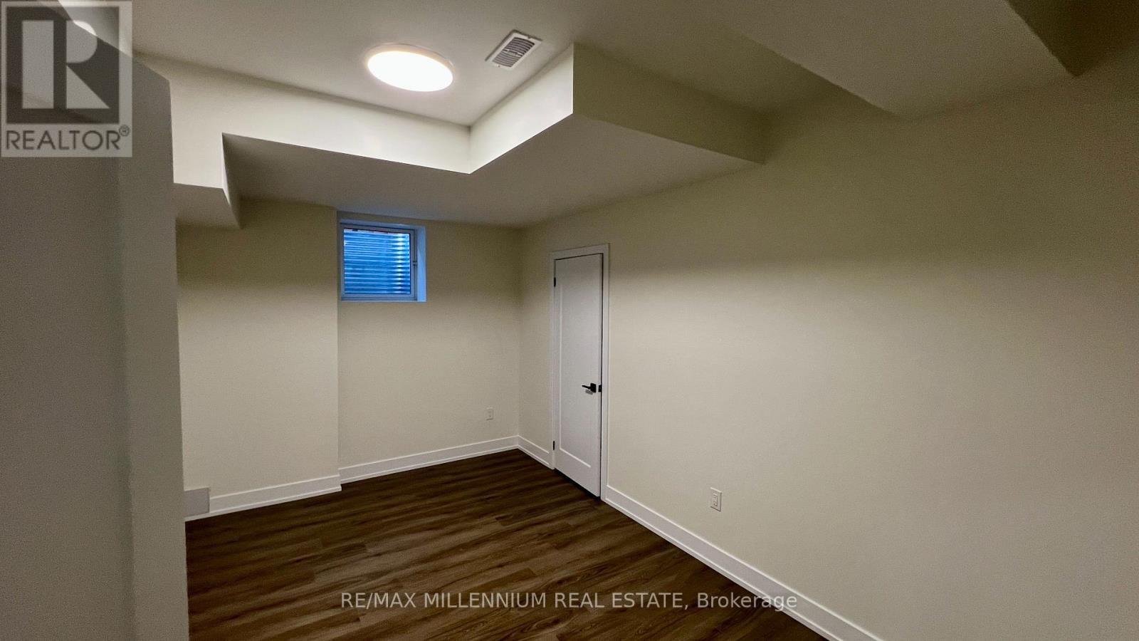 Bsmt - 33 Daisy Meadow Crescent, Caledon, Ontario L7C 4G3 - Photo 11 - W12506770