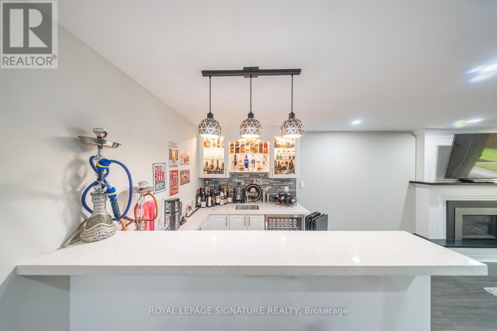 63 Collingdale Road, Toronto, Ontario M9V 3R2 - Photo 36 - W12506798