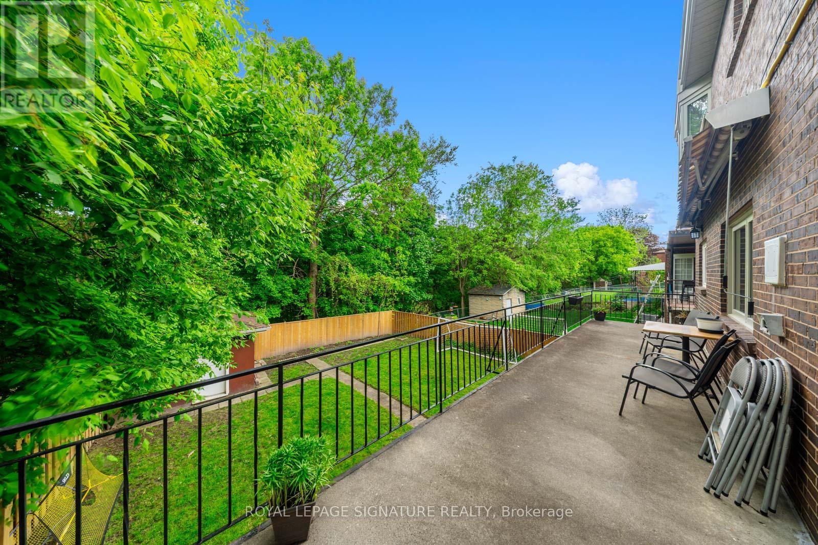 63 Collingdale Road, Toronto, Ontario M9V 3R2 - Photo 42 - W12506798