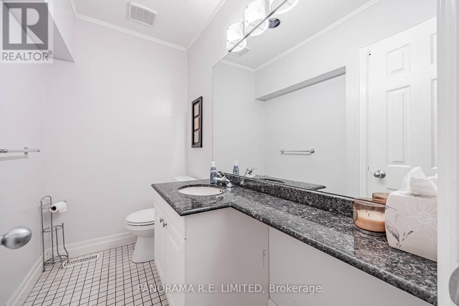 30 Cowley Avenue, Toronto, Ontario M9B 2E3 - Photo 12 - W12506890