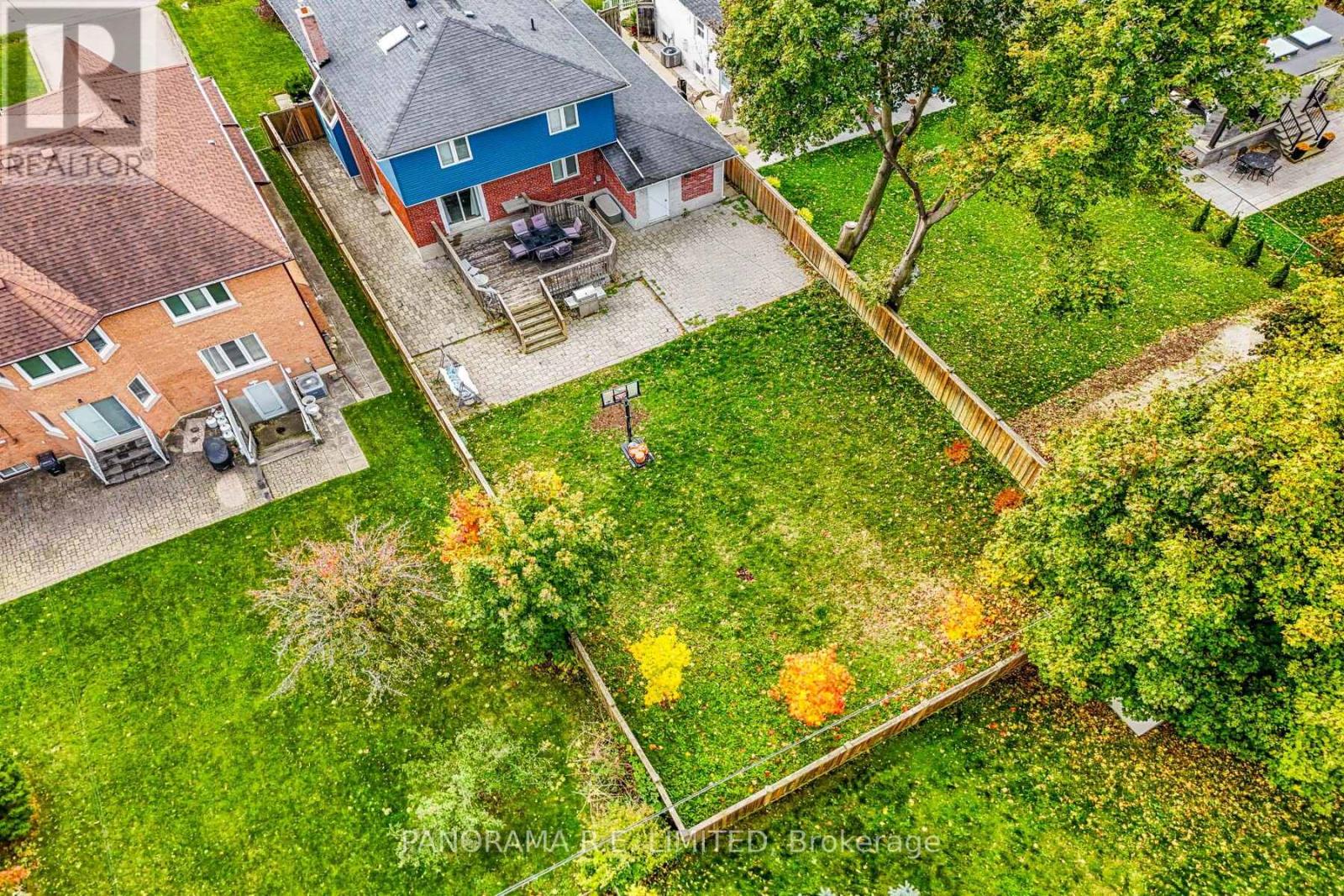 30 Cowley Avenue, Toronto, Ontario M9B 2E3 - Photo 30 - W12506890