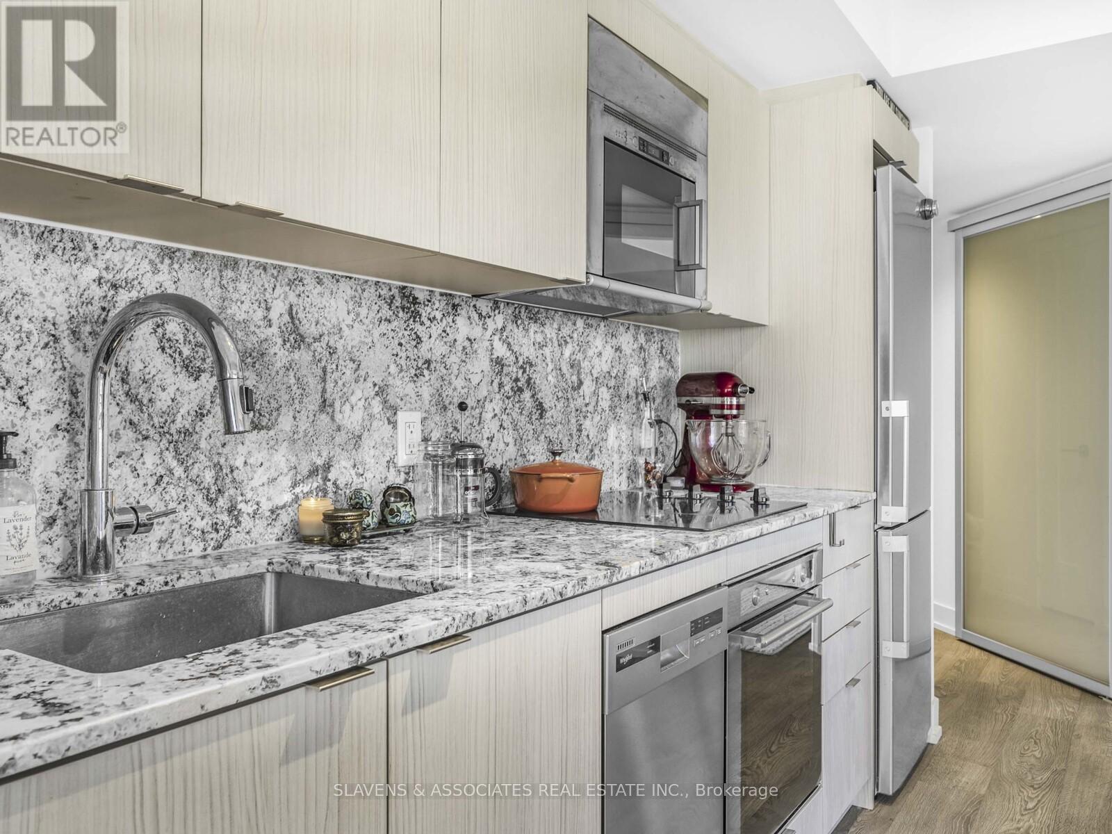 2633 - 5 Mabelle Avenue, Toronto, Ontario  M9A 0E1 - Photo 10 - W12506906