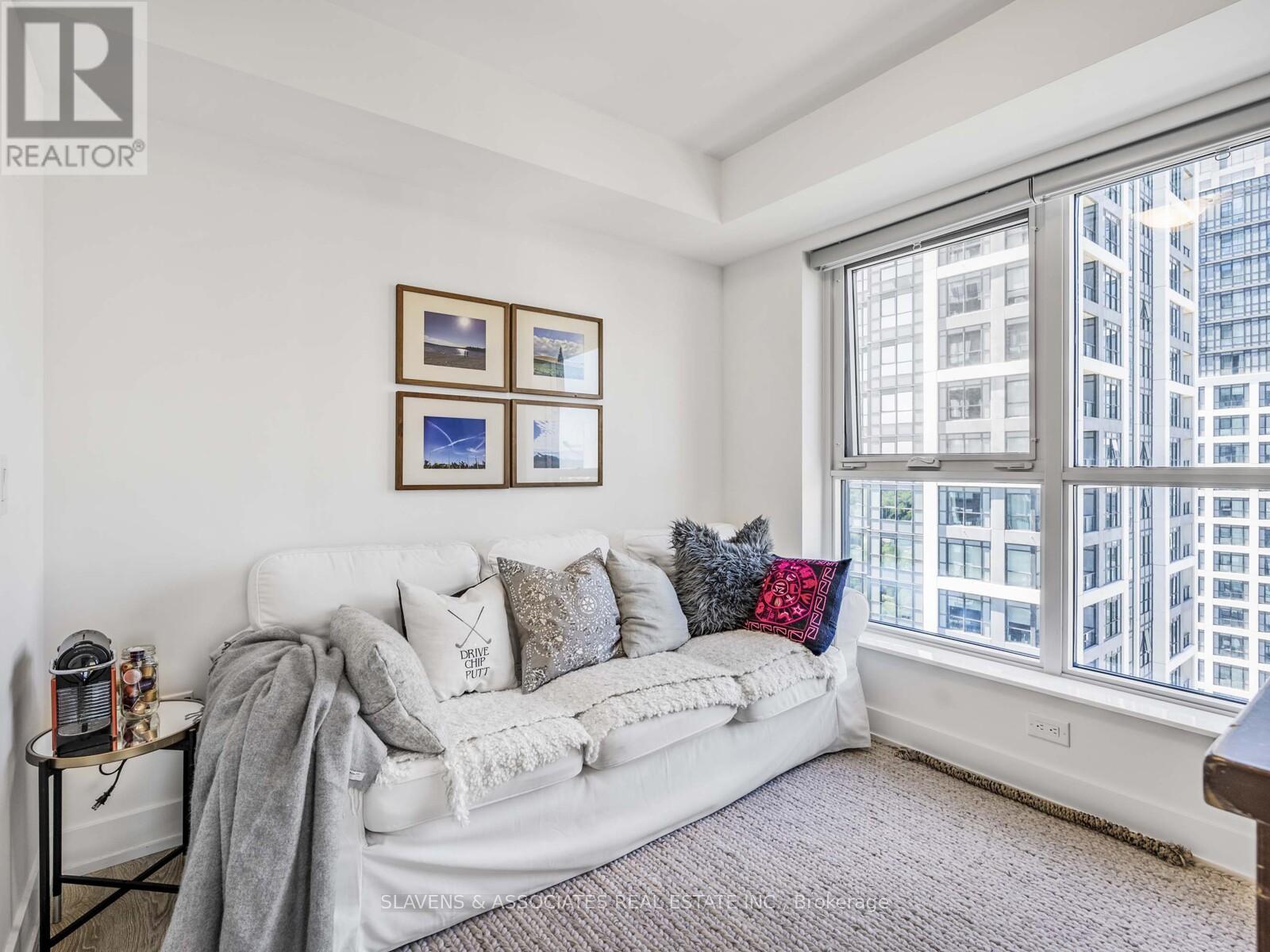 2633 - 5 Mabelle Avenue, Toronto, Ontario  M9A 0E1 - Photo 5 - W12506906