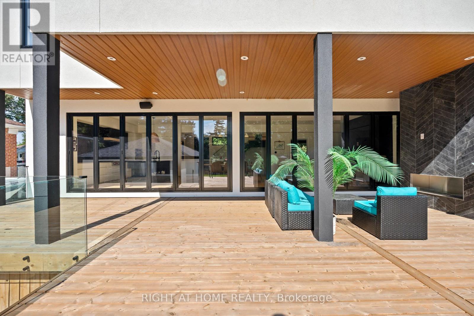 1560 Asgard Drive, Mississauga, Ontario  L5E 2B9 - Photo 30 - W12506914