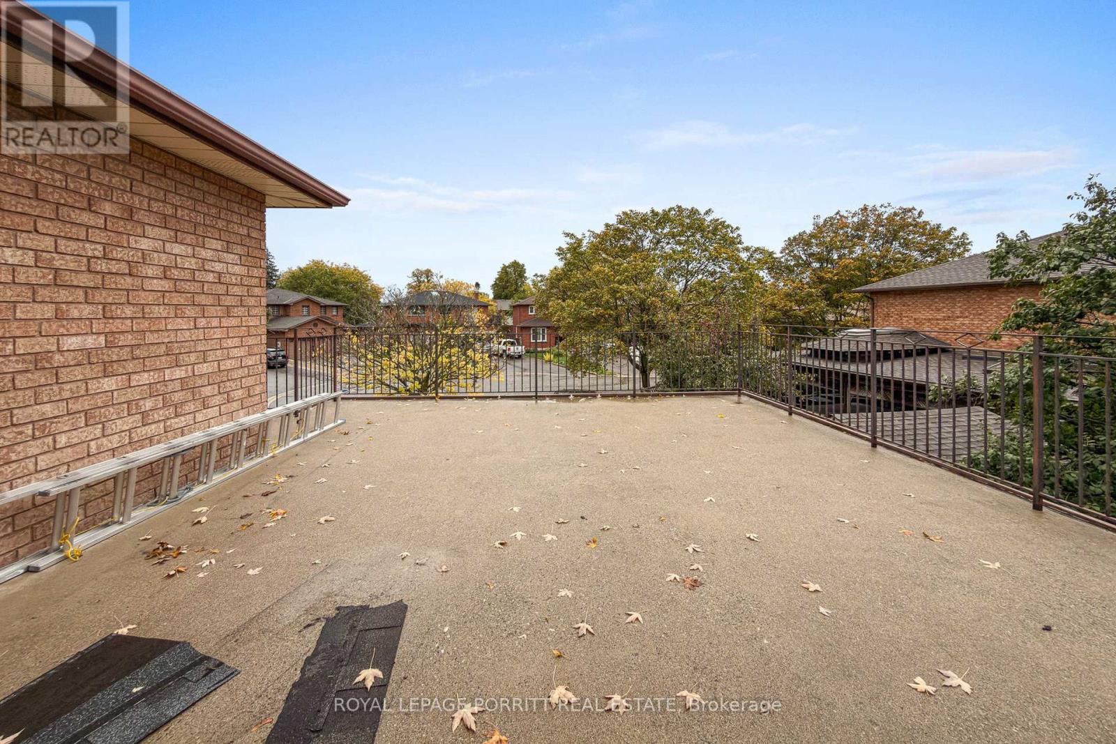 11 Goa Court, Toronto, Ontario  M8W 4Y2 - Photo 36 - W12506942