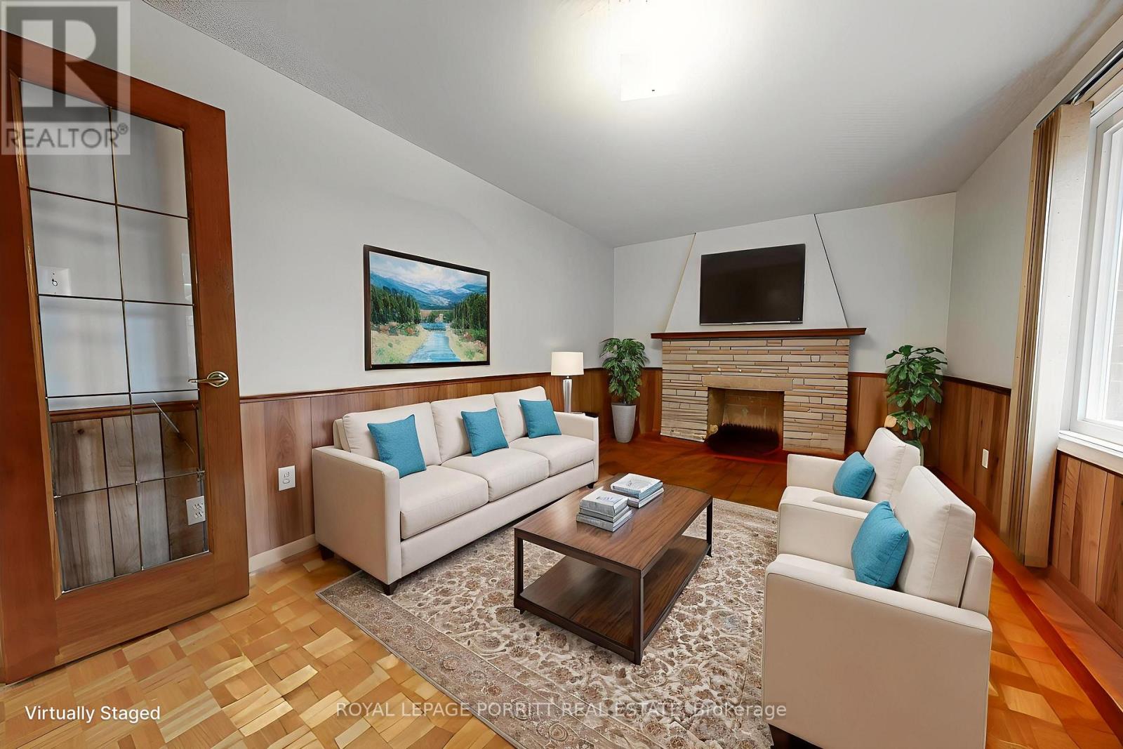 11 Goa Court, Toronto, Ontario  M8W 4Y2 - Photo 4 - W12506942