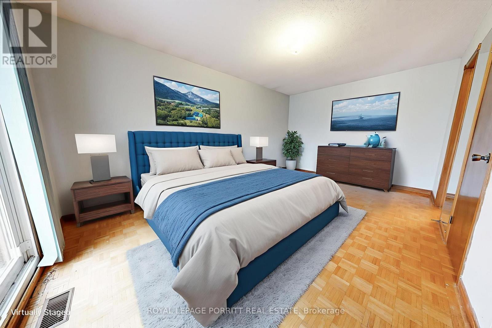 11 Goa Court, Toronto, Ontario  M8W 4Y2 - Photo 8 - W12506942