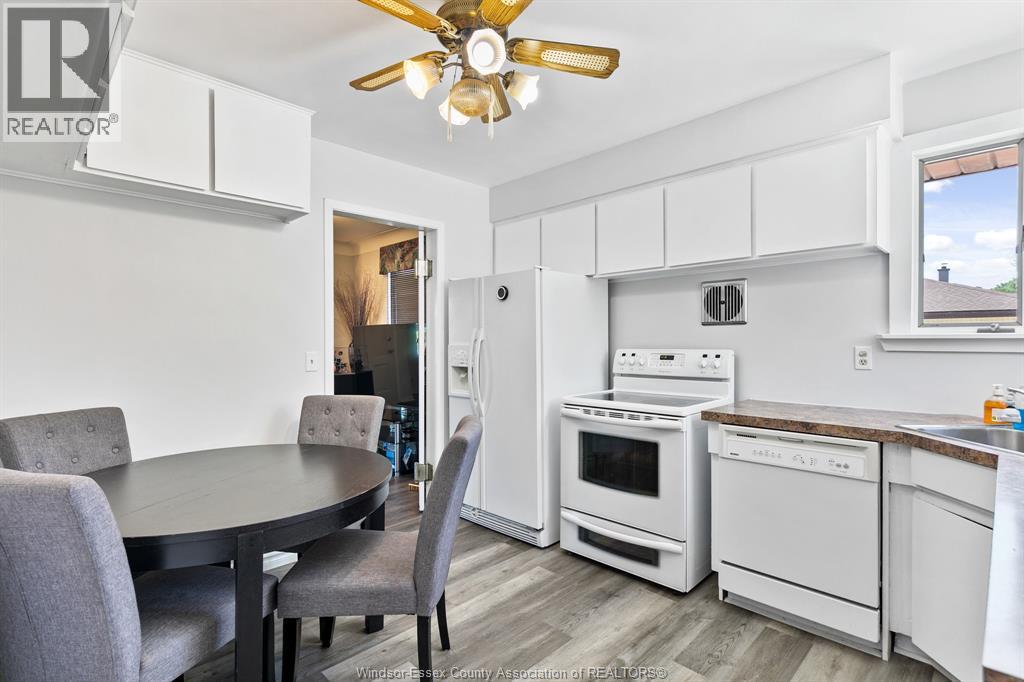 493 Bertha, Windsor, Ontario  N8P 1B6 - Photo 9 - 25027947