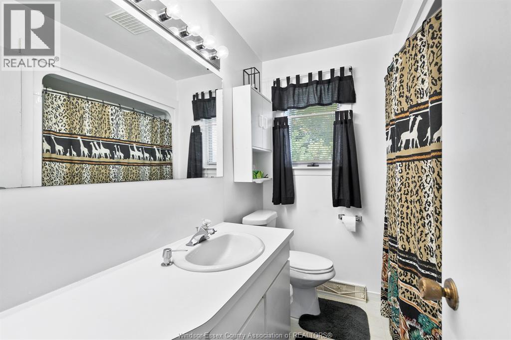 493 Bertha, Windsor, Ontario  N8P 1B6 - Photo 15 - 25027947