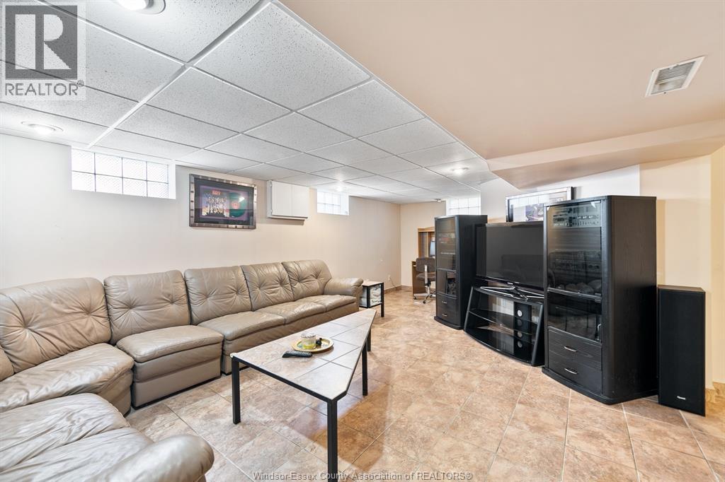 493 Bertha, Windsor, Ontario  N8P 1B6 - Photo 16 - 25027947