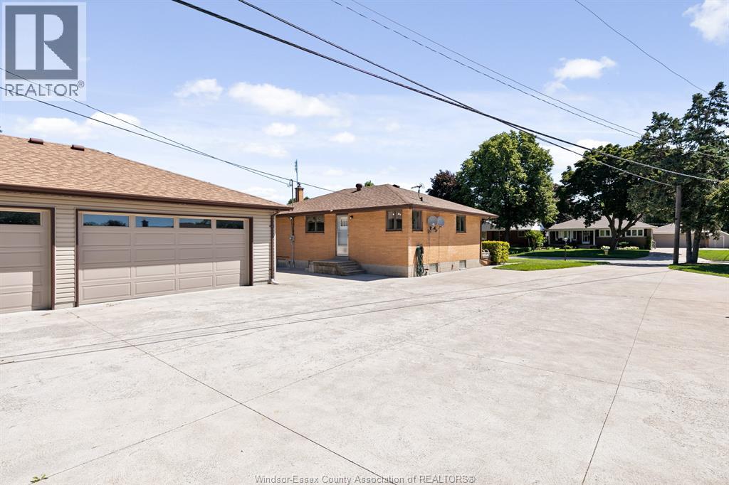 493 Bertha, Windsor, Ontario  N8P 1B6 - Photo 24 - 25027947