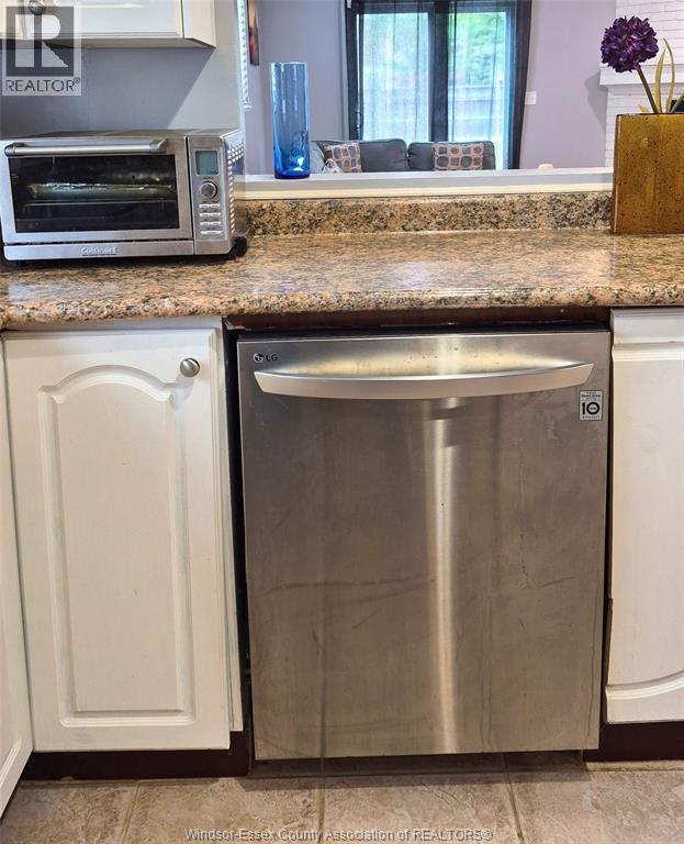 1559 Buckingham Drive, Windsor, Ontario N8T 2A3 - Photo 28 - 25027953