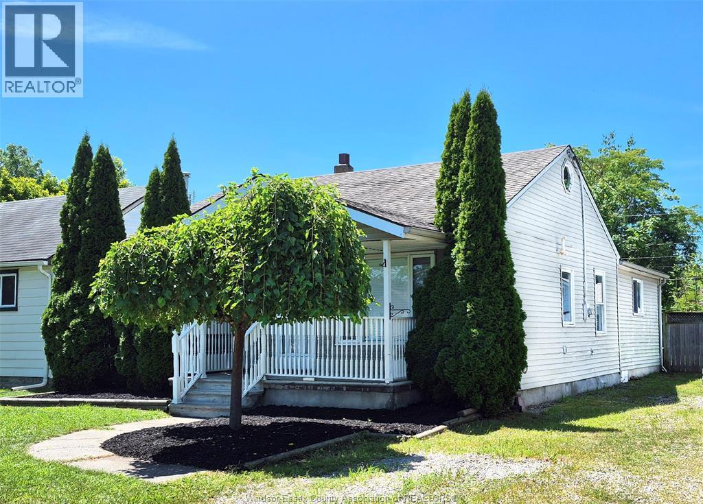 1559 Buckingham Drive, Windsor, Ontario N8T 2A3 - Photo 2 - 25027953