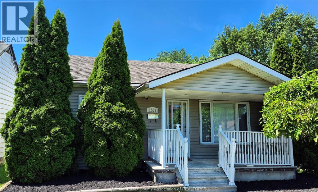 1559 Buckingham Drive, Windsor, Ontario N8T 2A3 - Photo 4 - 25027953