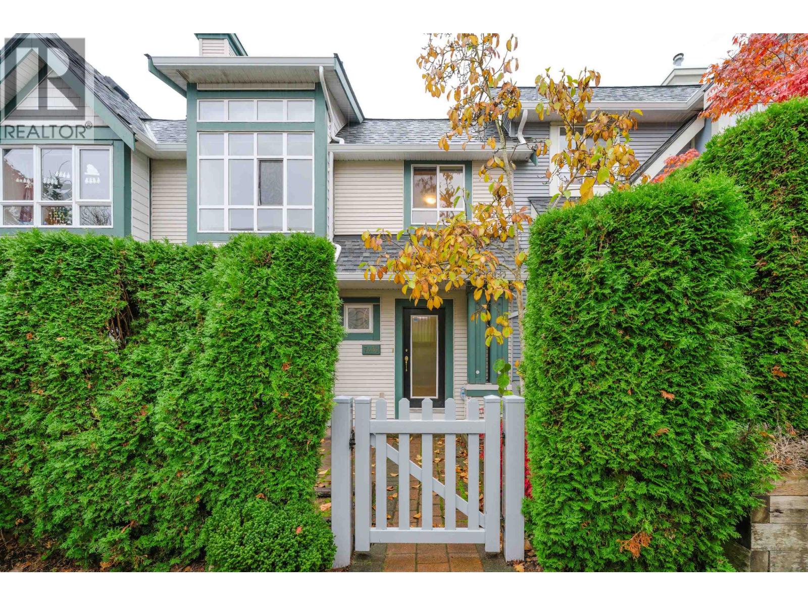 7431 Magnolia Terrace, Burnaby, British Columbia  V5E 4K8 - Photo 2 - R3064450