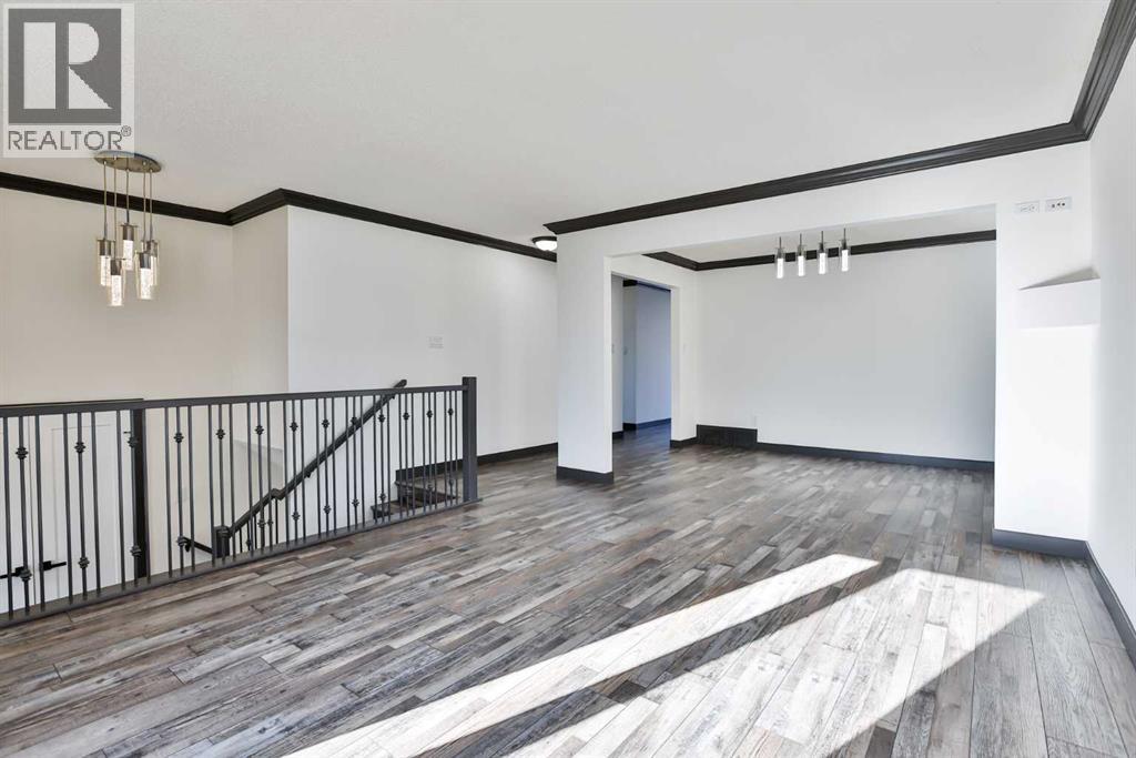 11 Wildwood Crescent W, Lethbridge, Alberta  T1K 6E1 - Photo 5 - A2267407