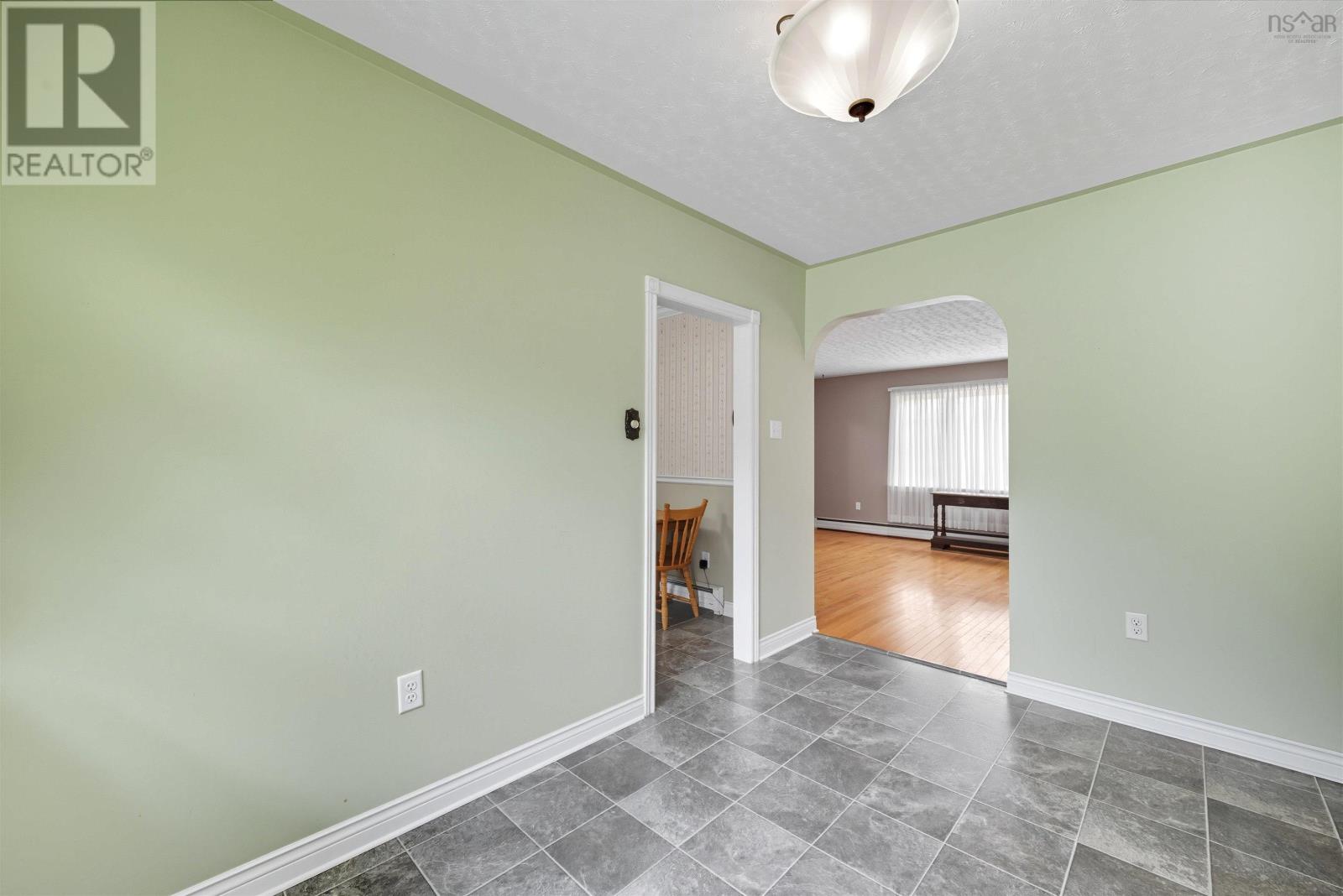 17 Kinsac Road, Beaver Bank, Nova Scotia  B4G 1C5 - Photo 21 - 202523529