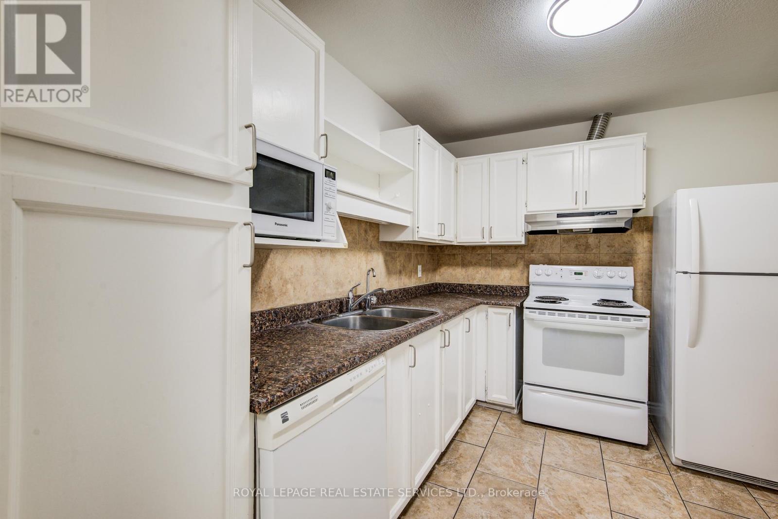 3 - 104 Mcdougall Road, Waterloo, Ontario  N2L 5C5 - Photo 14 - X12506608