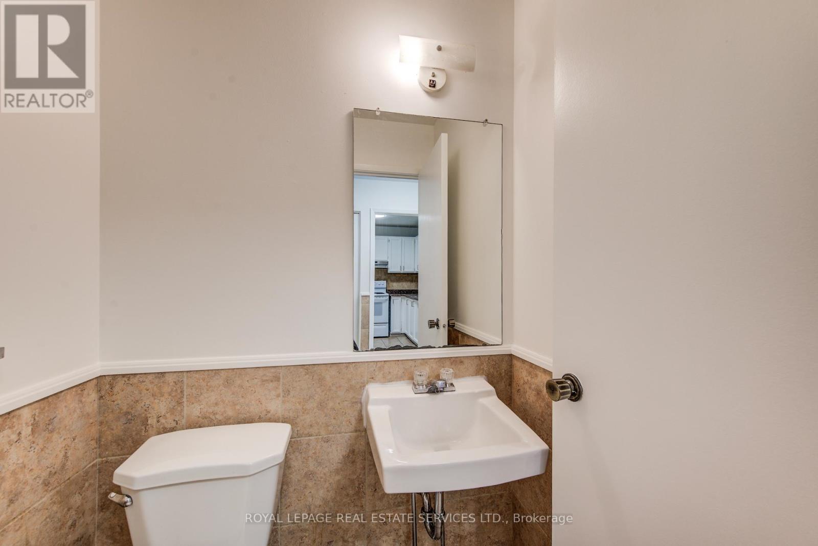 3 - 104 Mcdougall Road, Waterloo, Ontario  N2L 5C5 - Photo 20 - X12506608