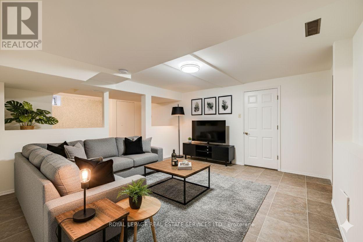 3 - 104 Mcdougall Road, Waterloo, Ontario  N2L 5C5 - Photo 33 - X12506608