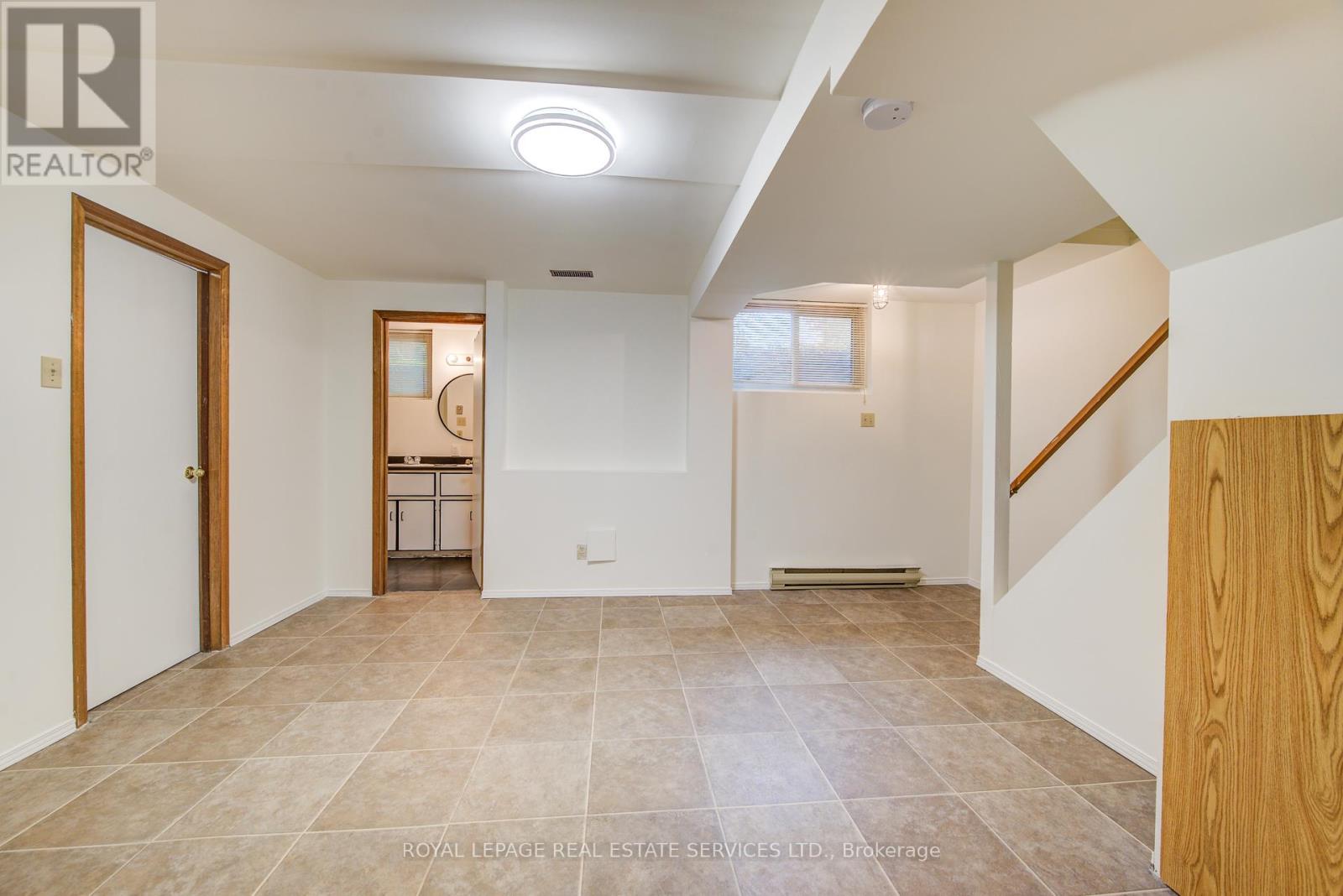 3 - 104 Mcdougall Road, Waterloo, Ontario  N2L 5C5 - Photo 35 - X12506608