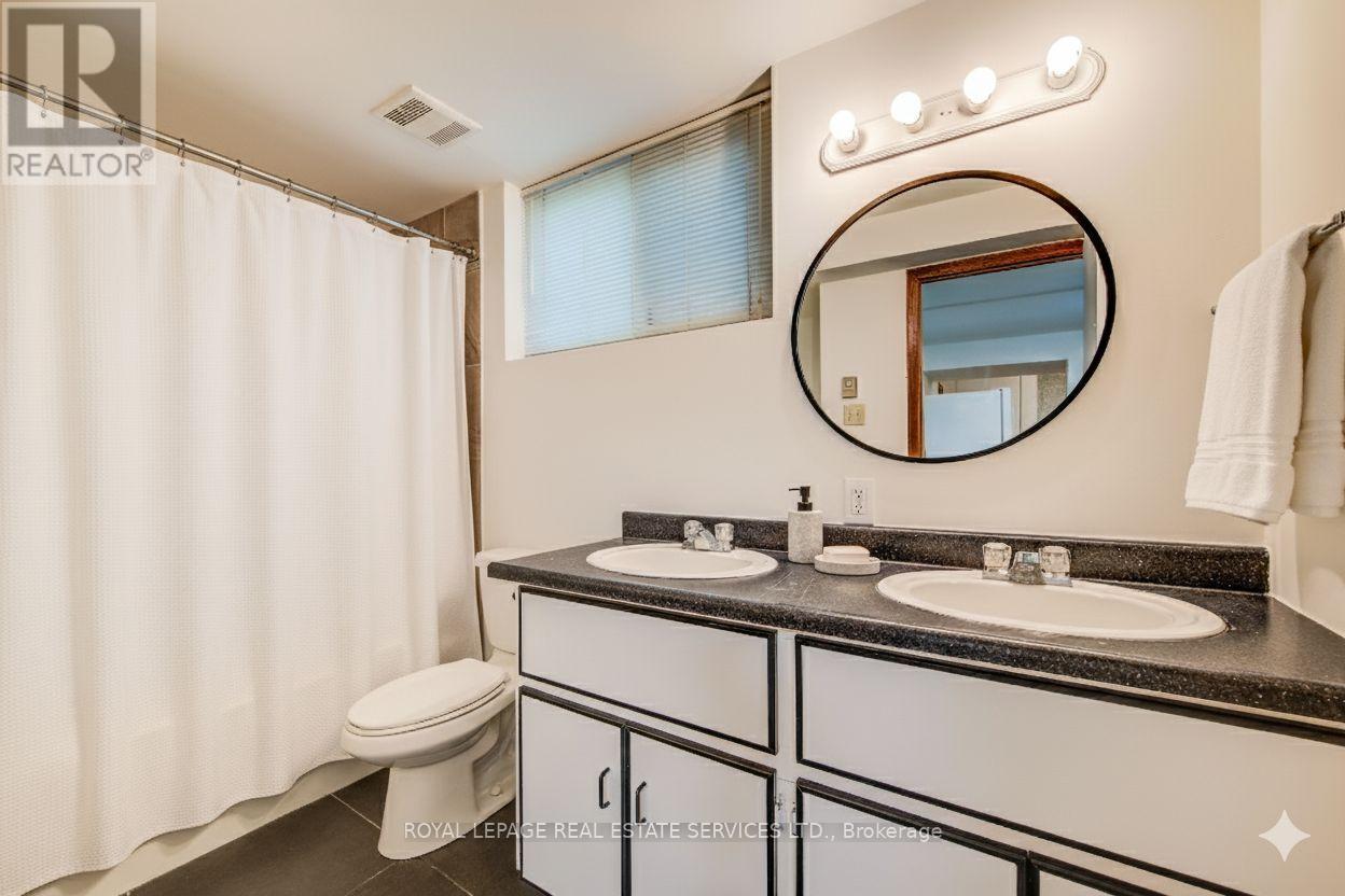 3 - 104 Mcdougall Road, Waterloo, Ontario  N2L 5C5 - Photo 39 - X12506608