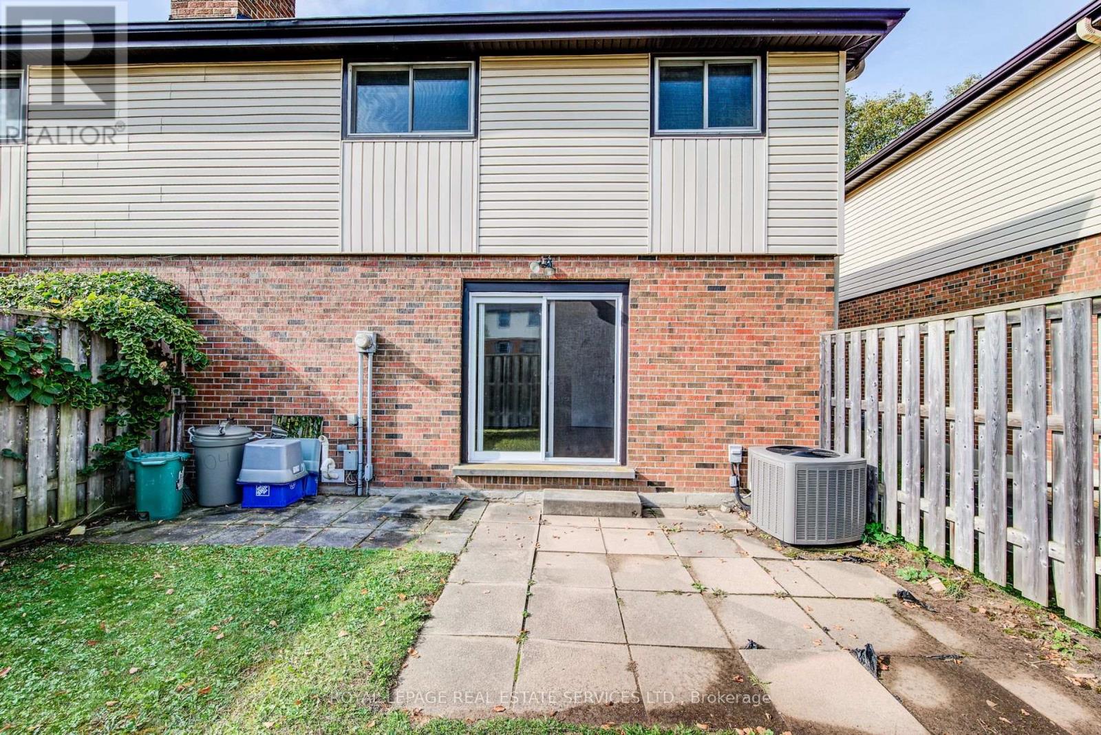 3 - 104 Mcdougall Road, Waterloo, Ontario  N2L 5C5 - Photo 42 - X12506608