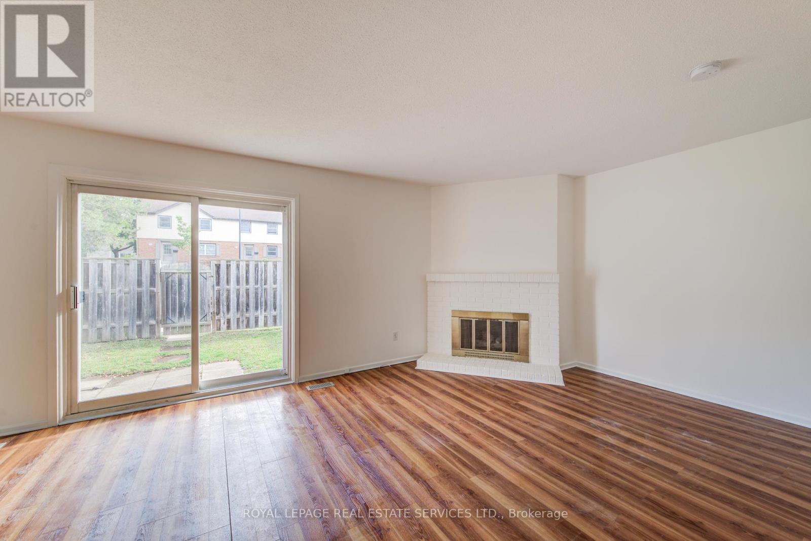 3 - 104 Mcdougall Road, Waterloo, Ontario  N2L 5C5 - Photo 9 - X12506608