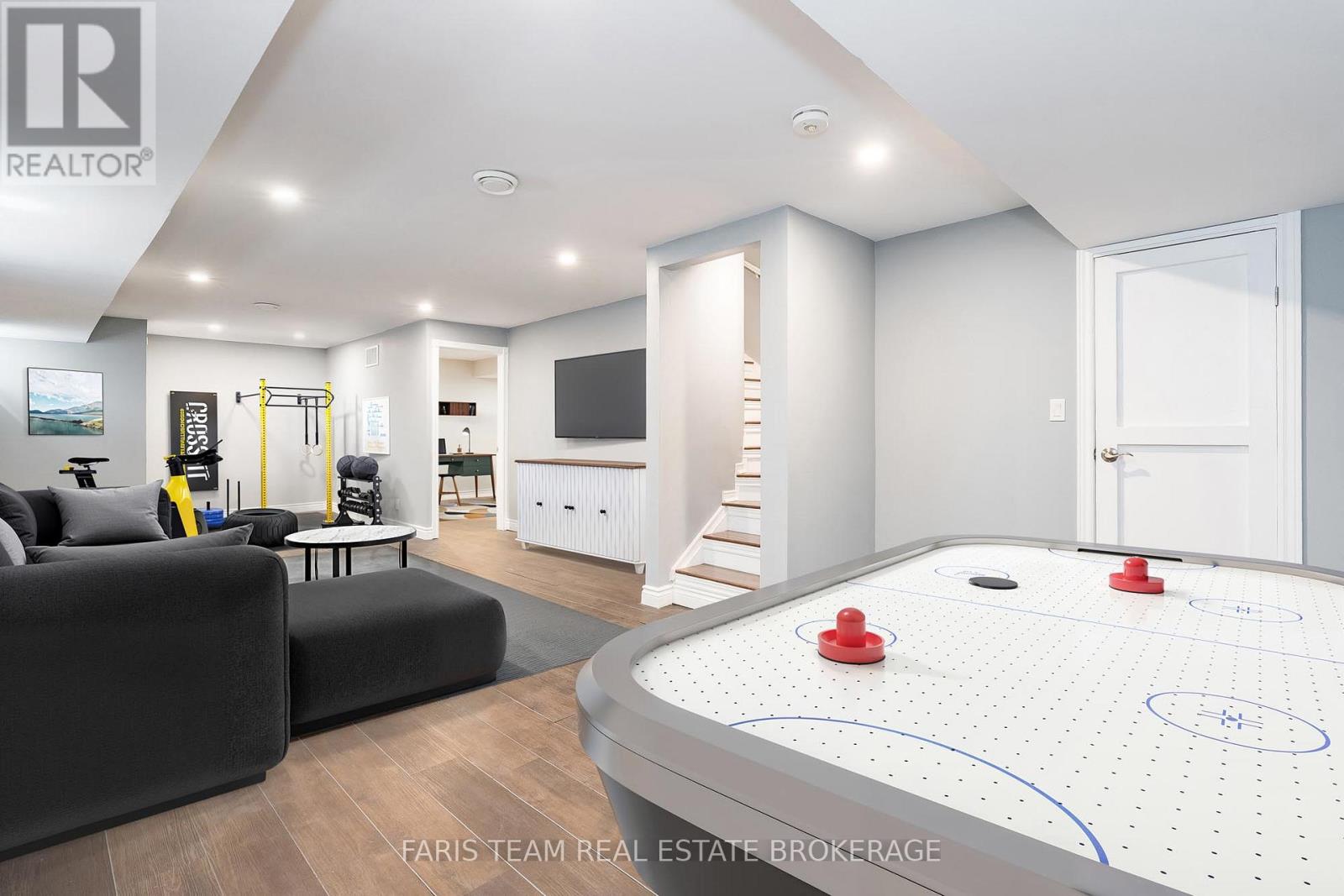 15 Lankin Avenue, Bracebridge, Ontario  P1L 1Y4 - Photo 18 - X12506610