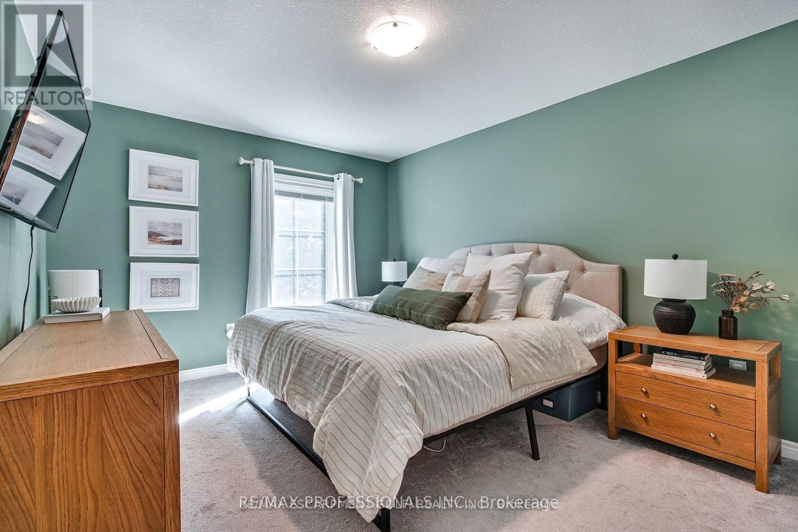 9 Pipe Avenue, Hamilton, Ontario  L9K 0J9 - Photo 32 - X12506632