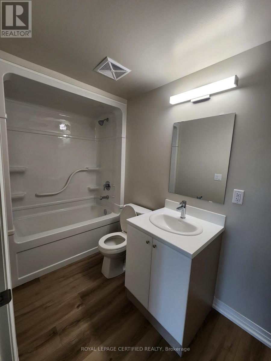 328 - 50 Herrick Avenue, St. Catharines, Ontario  L2P 0G3 - Photo 12 - X12506644