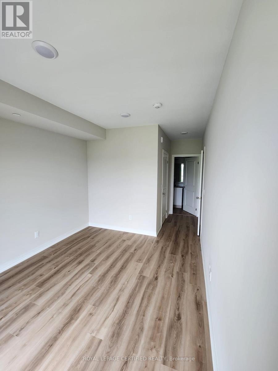 328 - 50 Herrick Avenue, St. Catharines, Ontario  L2P 0G3 - Photo 16 - X12506644