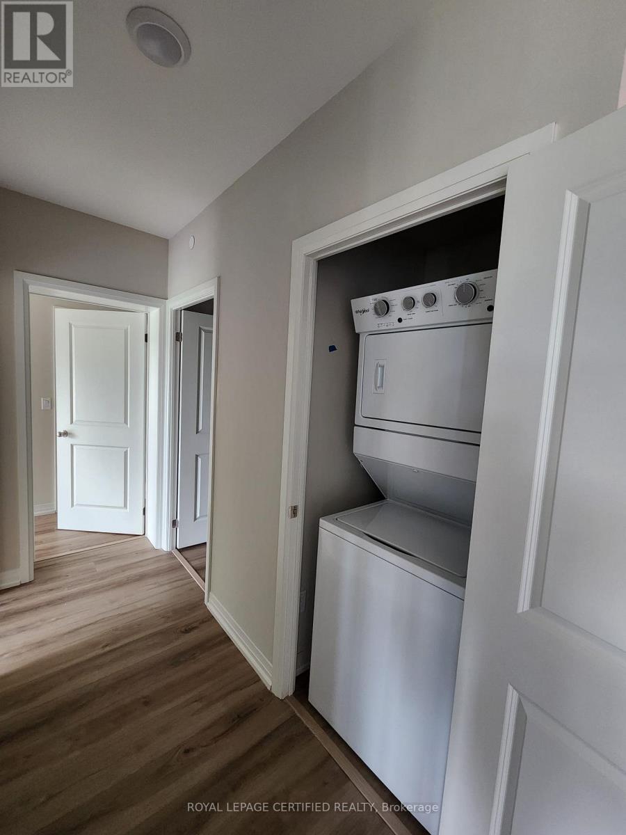 328 - 50 Herrick Avenue, St. Catharines, Ontario  L2P 0G3 - Photo 7 - X12506644