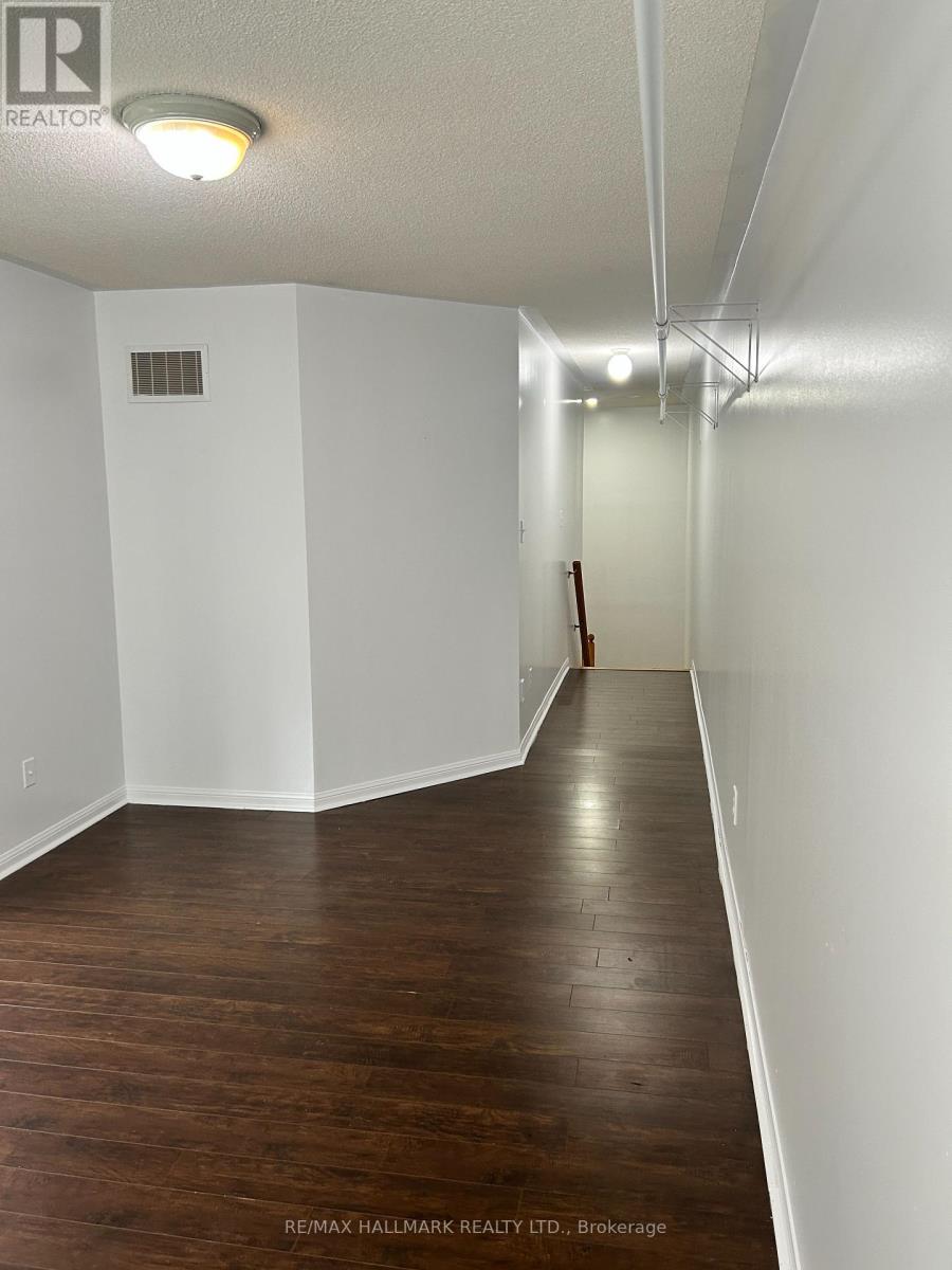 15 - 464 Beach Boulevard, Hamilton, Ontario  L8H 6X2 - Photo 21 - X12506652