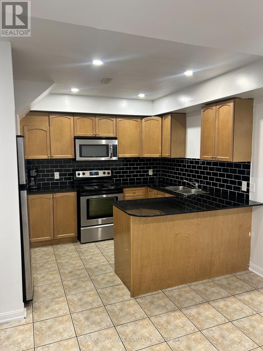 15 - 464 Beach Boulevard, Hamilton, Ontario  L8H 6X2 - Photo 6 - X12506652