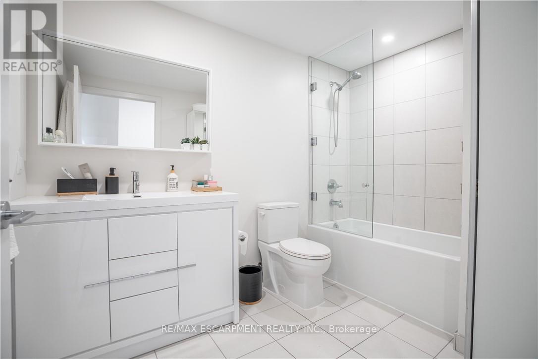 618 - 212 King William Street, Hamilton, Ontario  L9B 1K8 - Photo 13 - X12506666