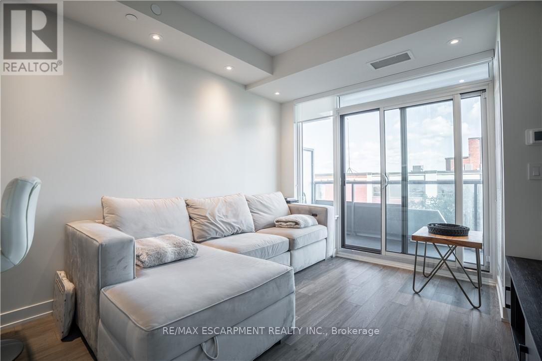 618 - 212 King William Street, Hamilton, Ontario  L9B 1K8 - Photo 9 - X12506666