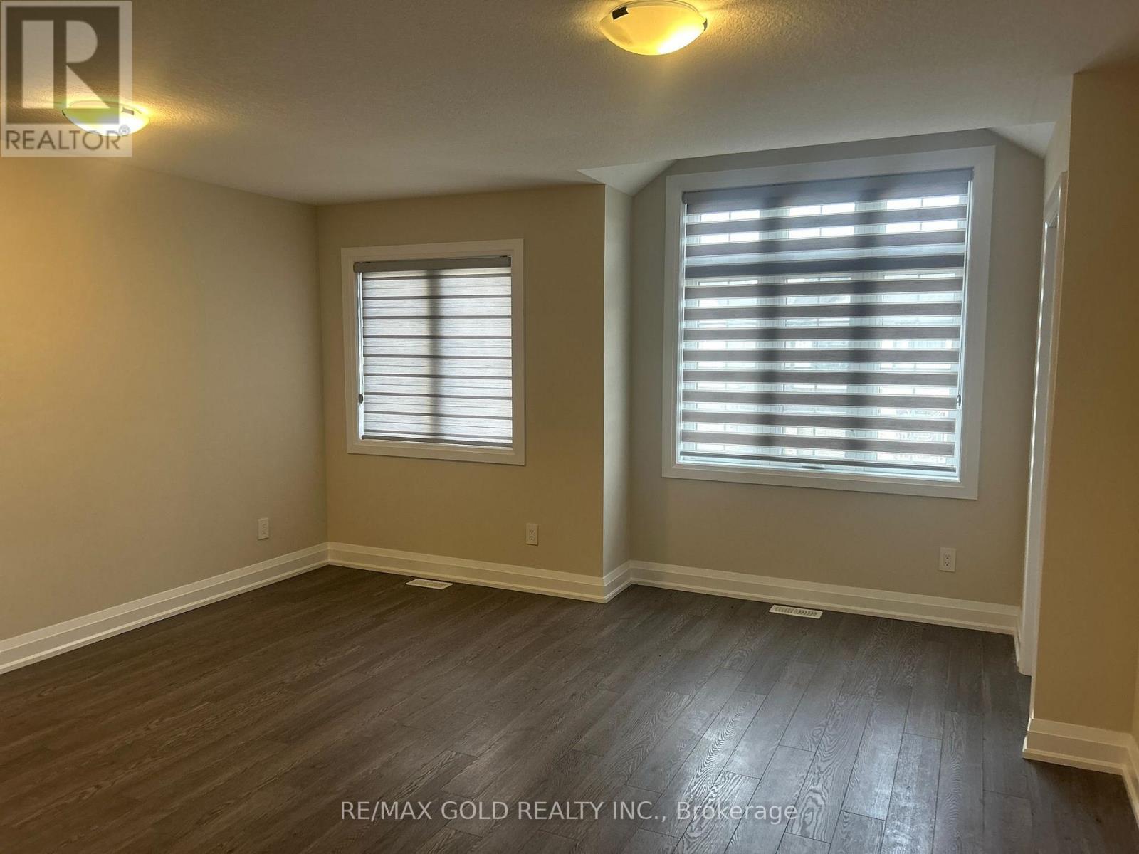 352 Sedgewood Street, Kitchener, Ontario  N2P 0H9 - Photo 5 - X12506692