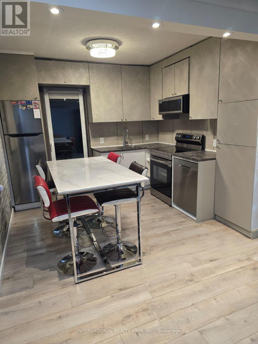 731 Knox Avenue, Hamilton, Ontario  L8H 6K7 - Photo 10 - X12506760