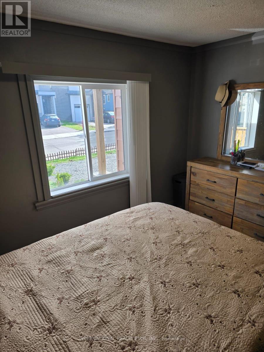 731 Knox Avenue, Hamilton, Ontario  L8H 6K7 - Photo 20 - X12506760