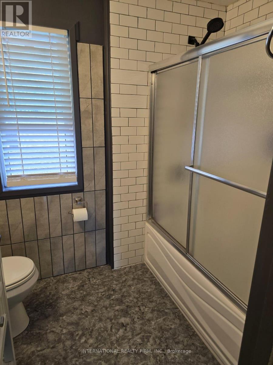 731 Knox Avenue, Hamilton, Ontario  L8H 6K7 - Photo 24 - X12506760