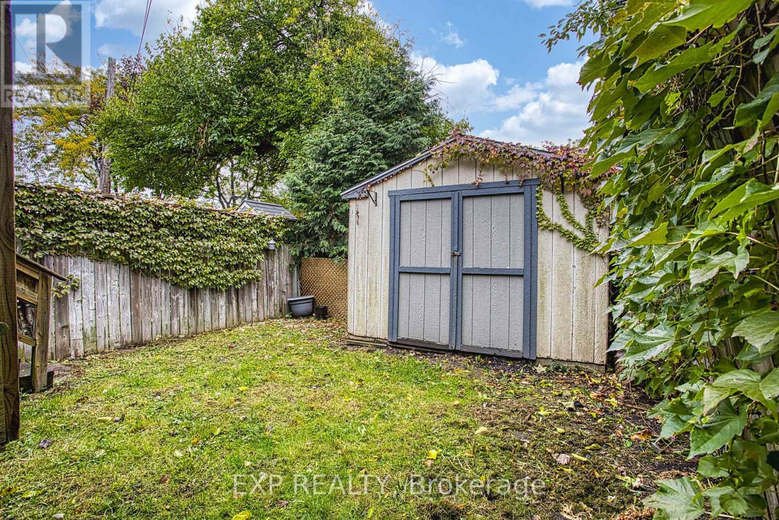 82 Ashley Street, Hamilton, Ontario  L8L 5T1 - Photo 31 - X12506838