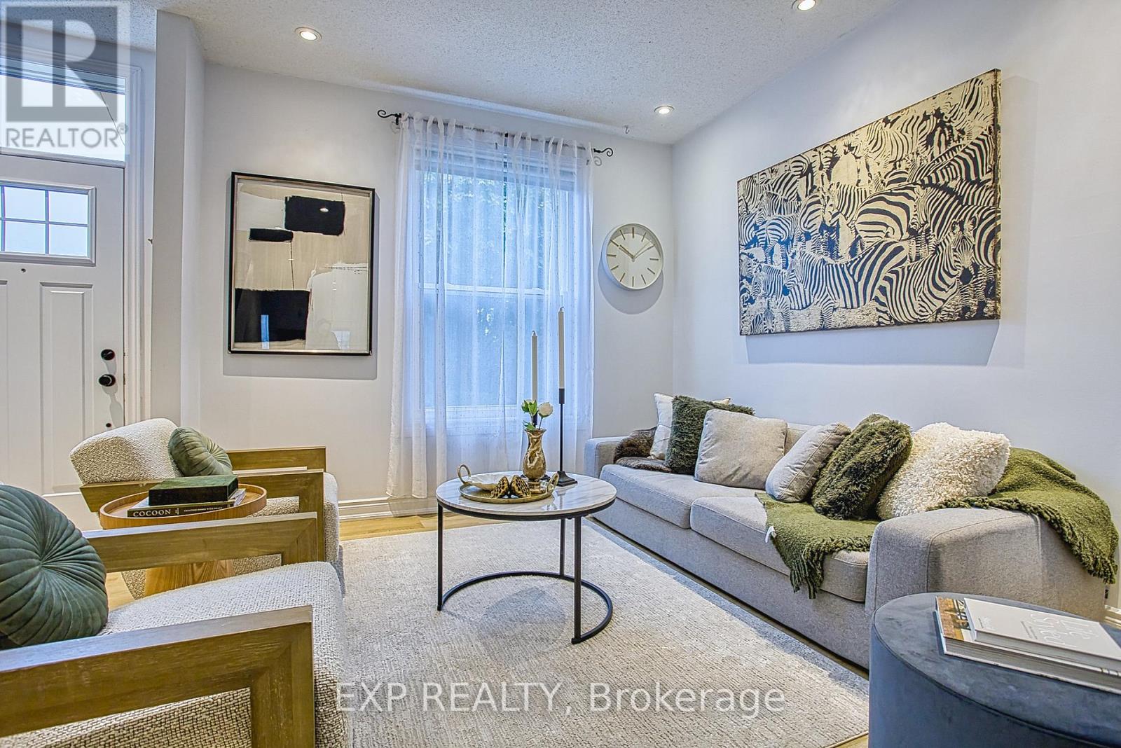 82 Ashley Street, Hamilton, Ontario  L8L 5T1 - Photo 5 - X12506838