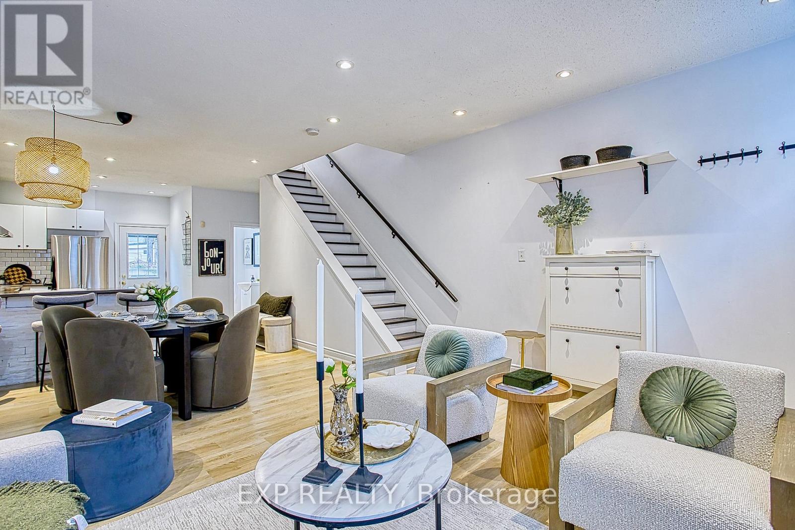 82 Ashley Street, Hamilton, Ontario  L8L 5T1 - Photo 7 - X12506838