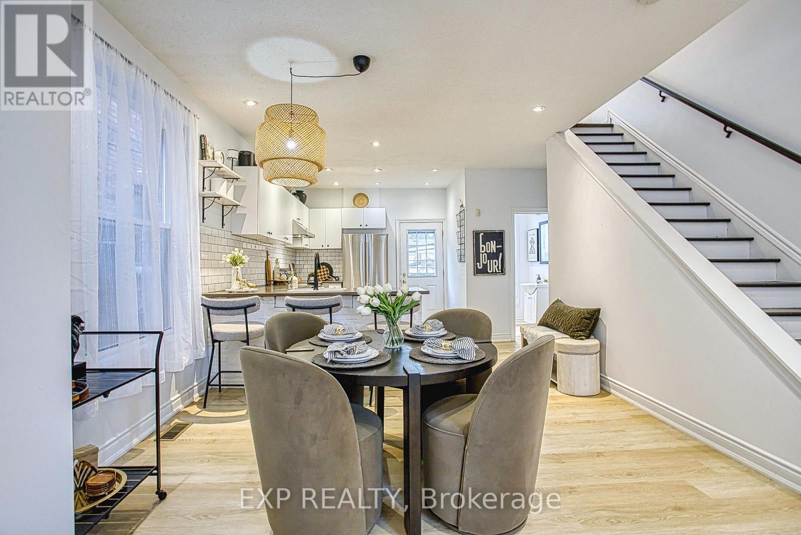 82 Ashley Street, Hamilton, Ontario  L8L 5T1 - Photo 8 - X12506838